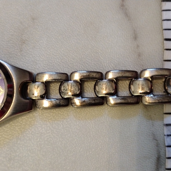 Roxy watch. - Picture 9 of 10